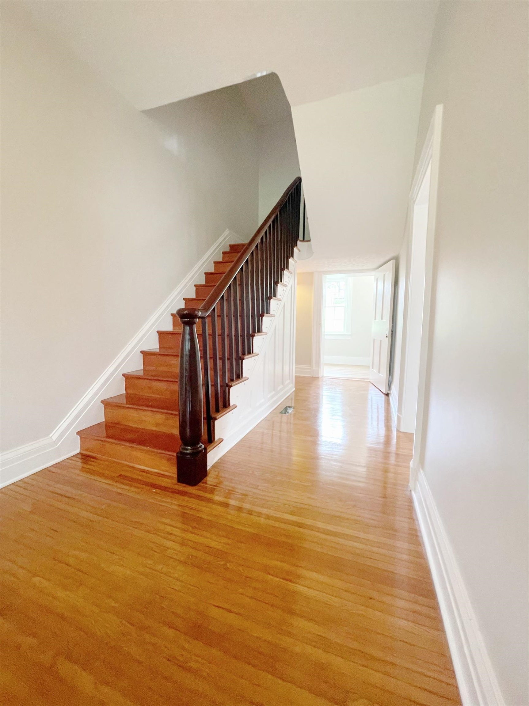 2997 Hermitage Road Waynesboro, VA 22980 - Photo 8 of 40 Gallery Image 8