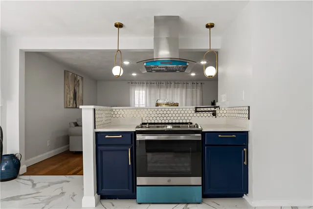 $579,900 | 1300 Wallum Lake Road, Burrillville, RI 02859