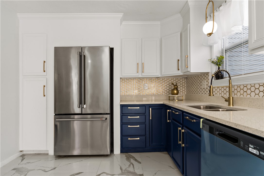 1300 Wallum Lake Road Burrillville, RI 02859 - Photo 13 of 39