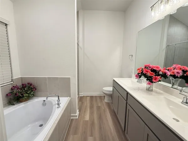 $2,100 | 3339 Silvery Bryum Drive, Rosenberg, TX 77471