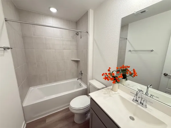 $2,100 | 3339 Silvery Bryum Drive, Rosenberg, TX 77471