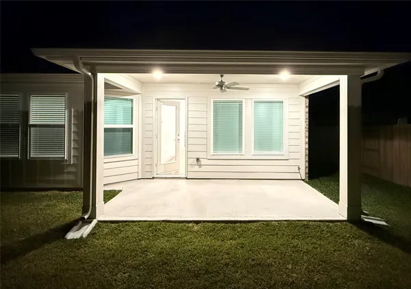 $2,100 | 3339 Silvery Bryum Drive, Rosenberg, TX 77471