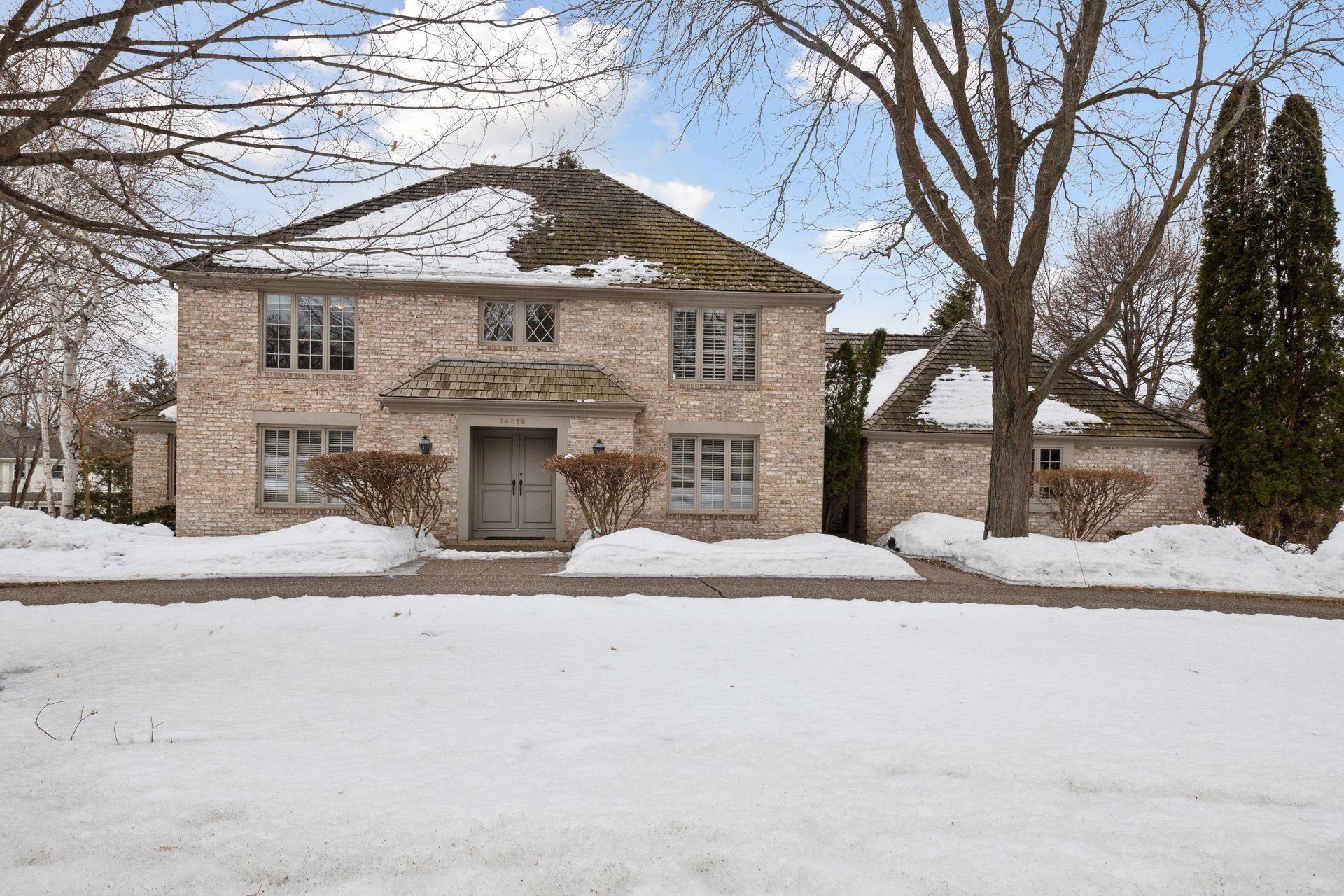 14519 Rocksborough Road Minnetonka, MN 55345 - Photo 2 of 51 Gallery Image 2
