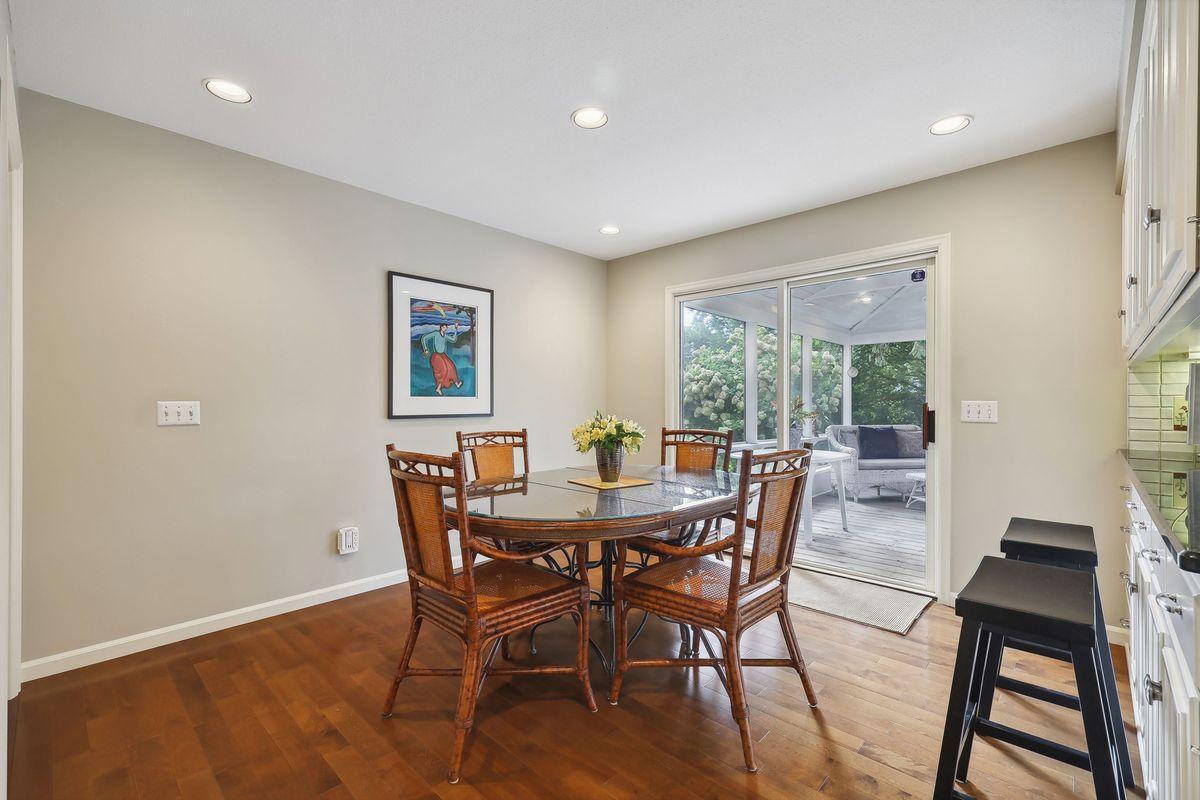 14519 Rocksborough Road Minnetonka, MN 55345 - Photo 21 of 51 Gallery Image 21