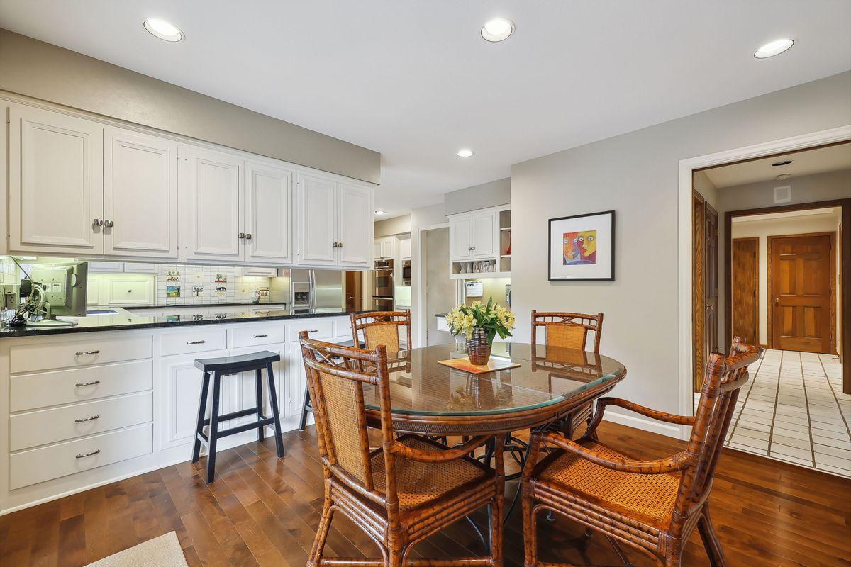 14519 Rocksborough Road Minnetonka, MN 55345 - Photo 22 of 51 Gallery Image 22