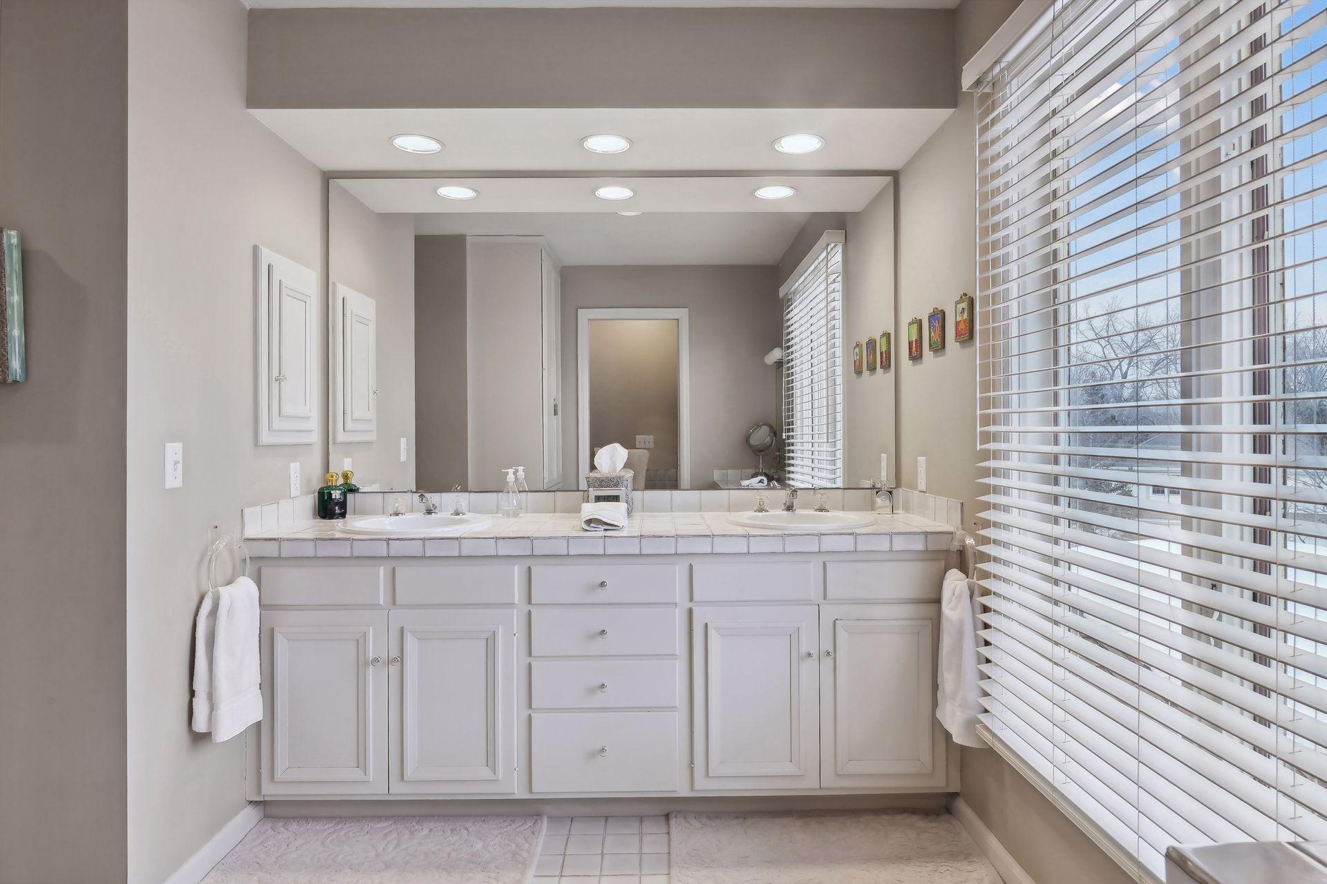 14519 Rocksborough Road Minnetonka, MN 55345 - Photo 35 of 51 Gallery Image 35