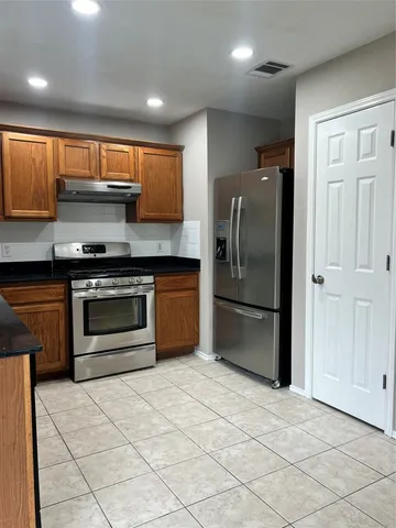 $2,000 | 17406 Toyahville Trail, Round Rock, TX 78664