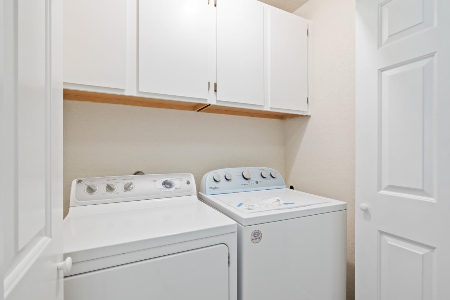 1148 Kayellen Court San Jose, CA 95125 - Photo 20 of 23 a utility room with dryer and washer