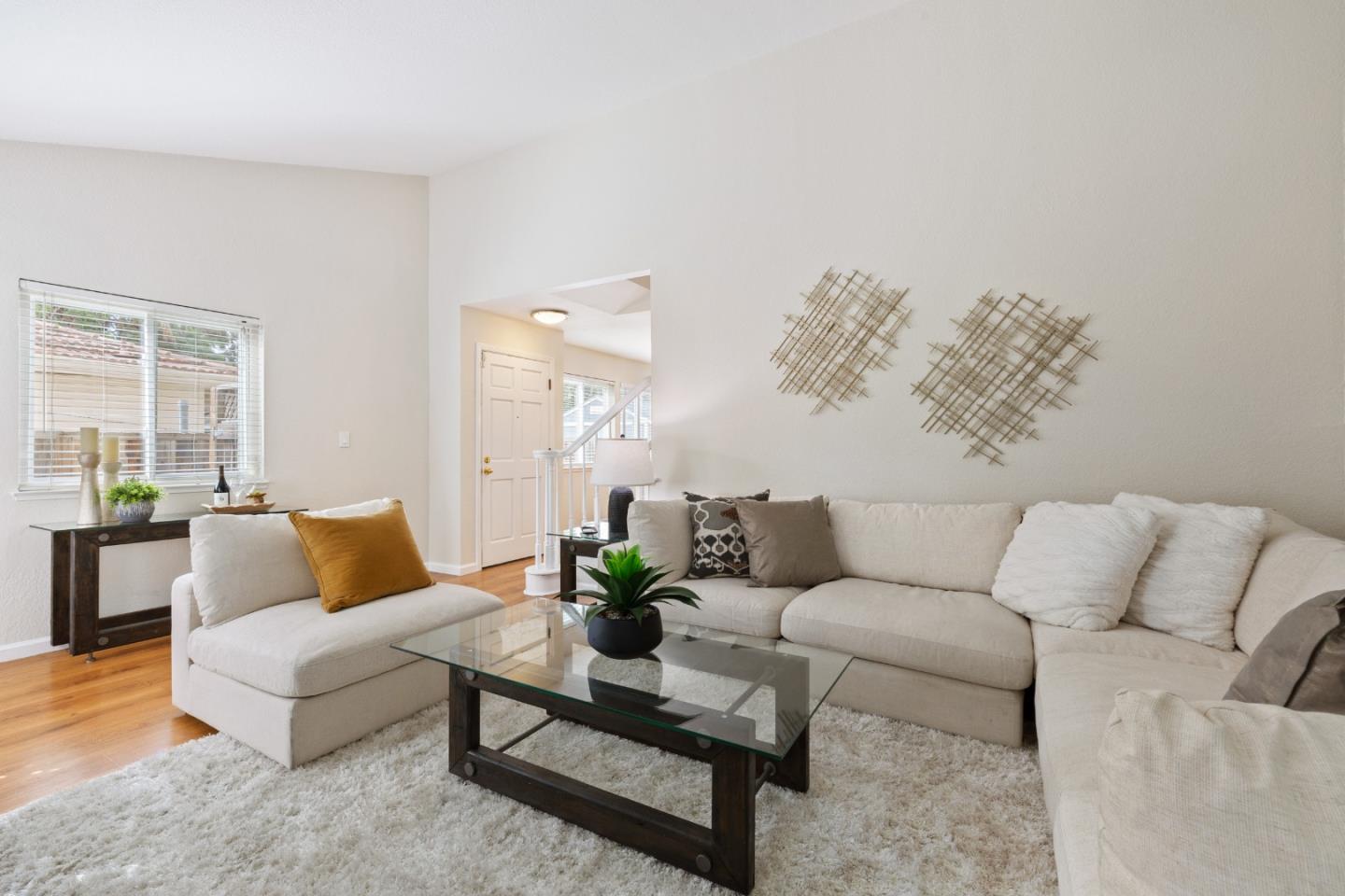 1148 Kayellen Court San Jose, CA 95125 - Photo 5 of 23 a living room with furniture and a wooden floor