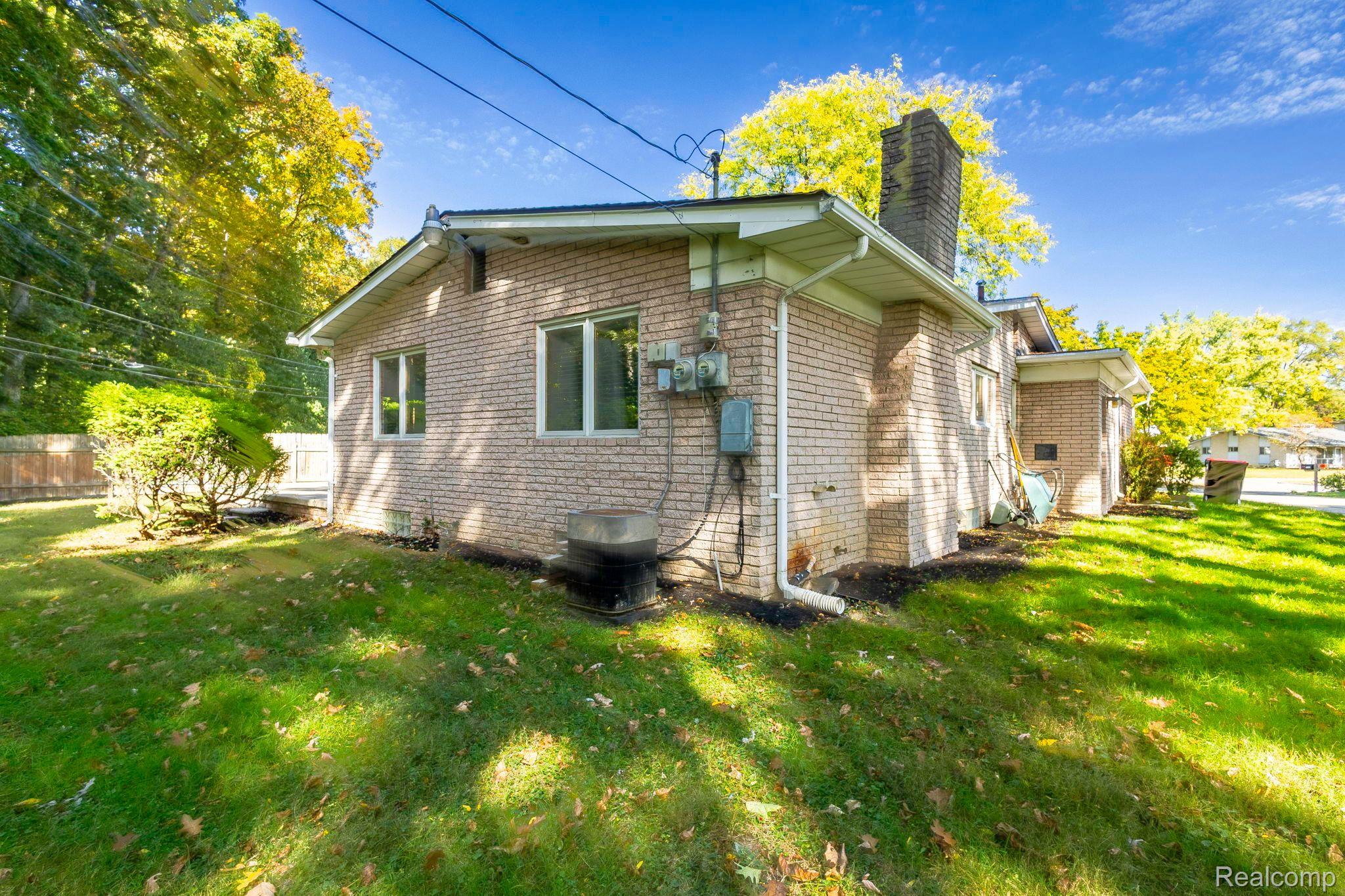 23605 Rockingham Street Southfield, MI 48033 - Photo 52 of 52 Gallery Image 52