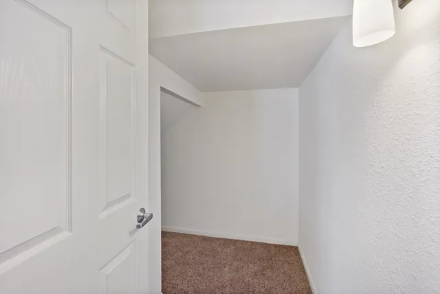 $249,900 | N17-w26541 Meadowgrass Circle, Unit A, Pewaukee, WI 53072