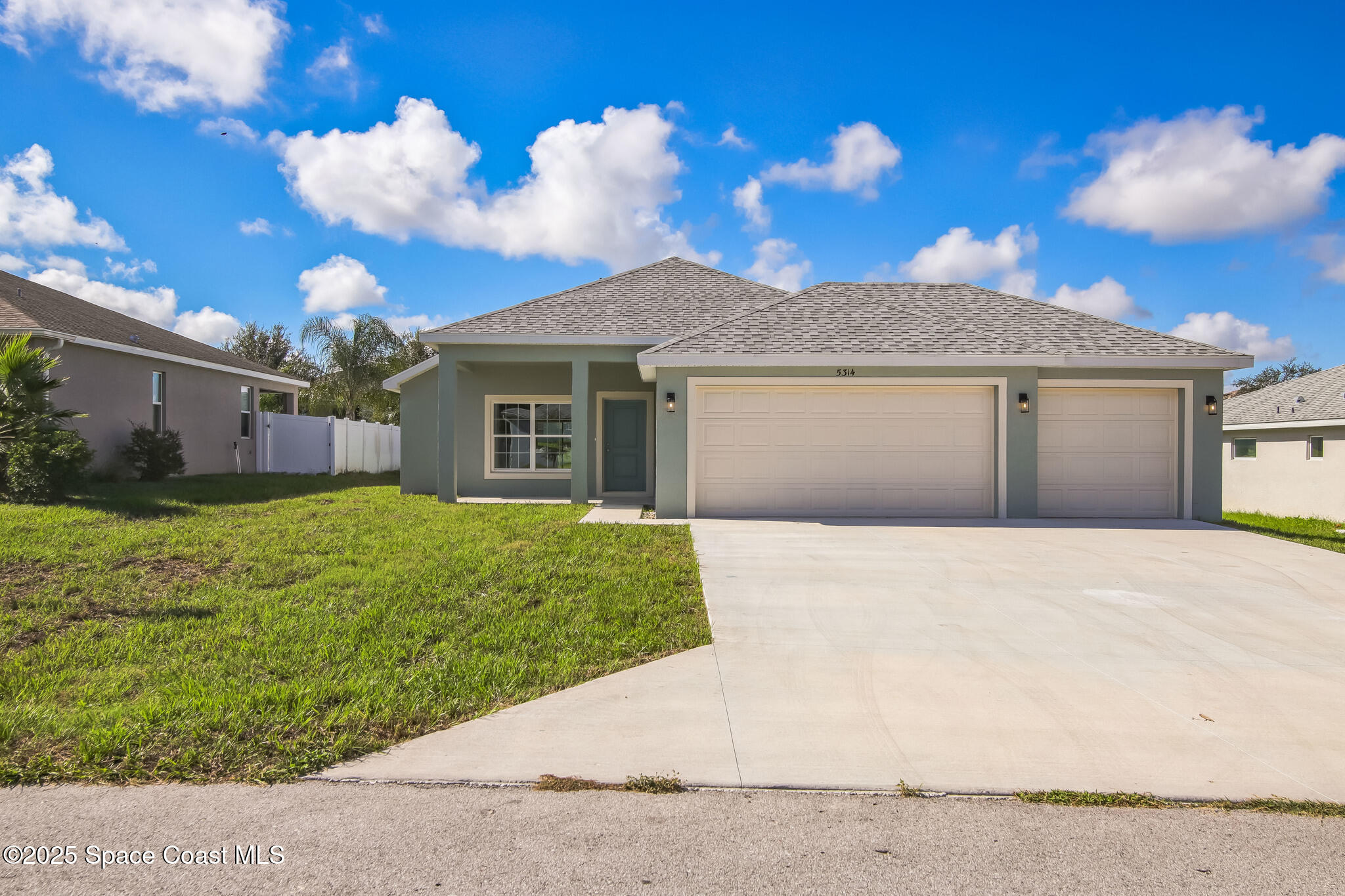 5314 Southeast 91st Street Ocala, FL 34480 - Photo 12 of 15 Welcome!