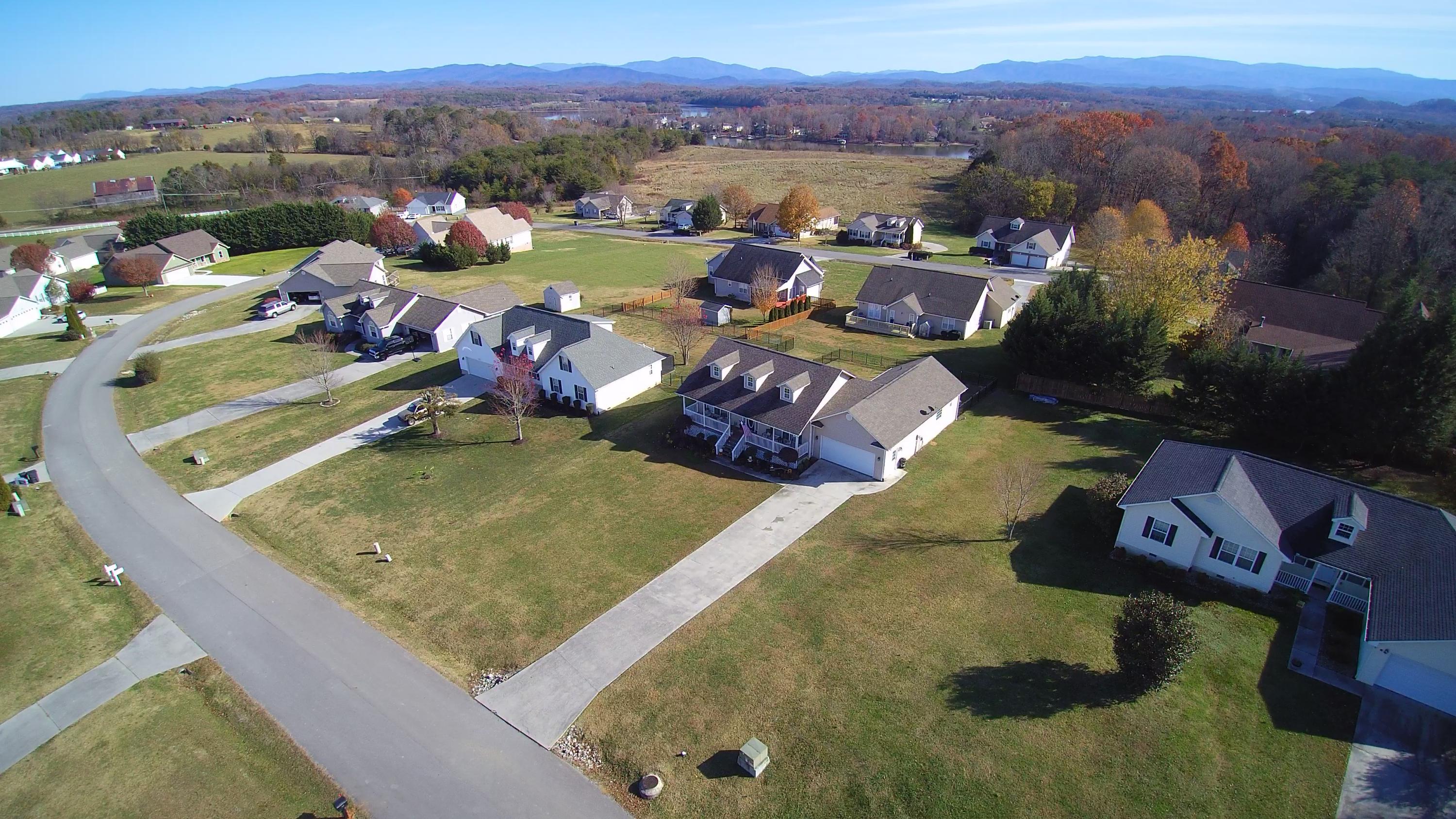123 Country Way Road Vonore, TN 37885 - Photo 6 of 32 YUN00005_Moment(8)