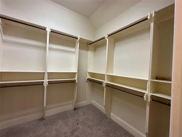 $2,350 | 6353 Richmond Avenue, Unit 121, Houston, TX 77057