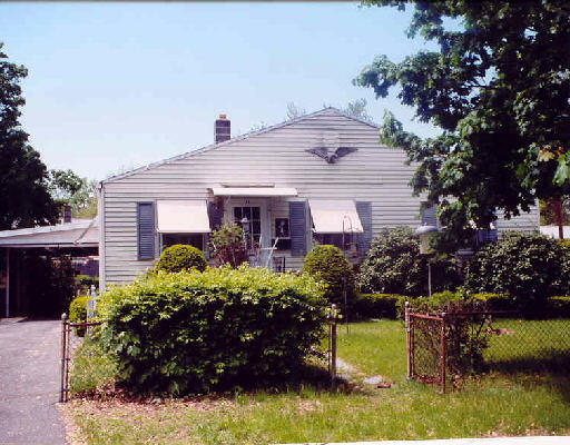 164 Middle Street Springfield, MA 01104 - Photo 1 of 1