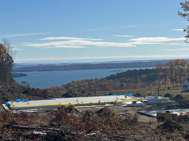 $1,795,000 | 66 Ocean Ridge Road, Northport, ME 04849