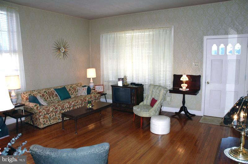 101 Owl Hill Road Lititz, PA 17543 - Photo 2 of 13