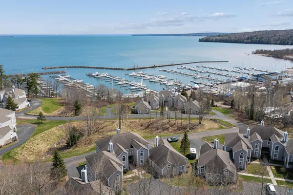 $459,000 | 34590 Bay View Road, Unit 801, Bayfield, WI 54814