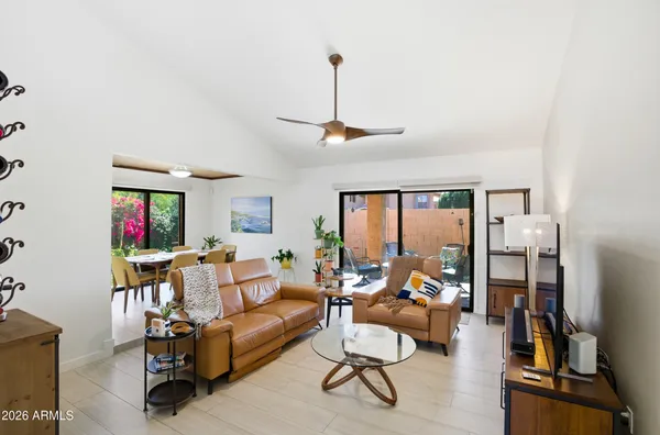 $492,500 | 1015 East Becker Lane, Phoenix, AZ 85020