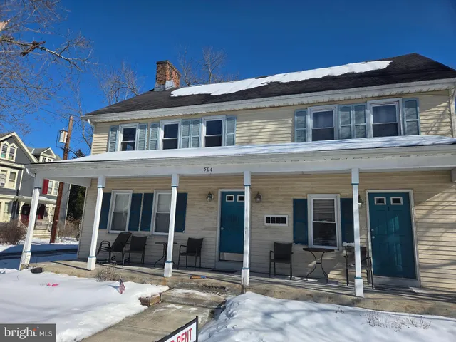 $1,400 | 504 Main Street, Unit 4, Lumberton, NJ 08048