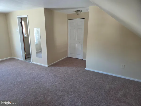 $1,400 | 504 Main Street, Unit 4, Lumberton, NJ 08048