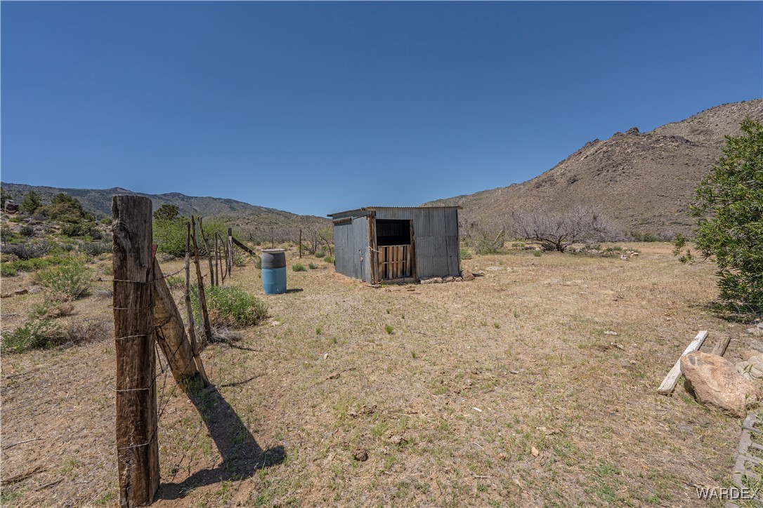 9000 Vock Canyon Road Kingman, AZ 86409 - Photo 33 of 44