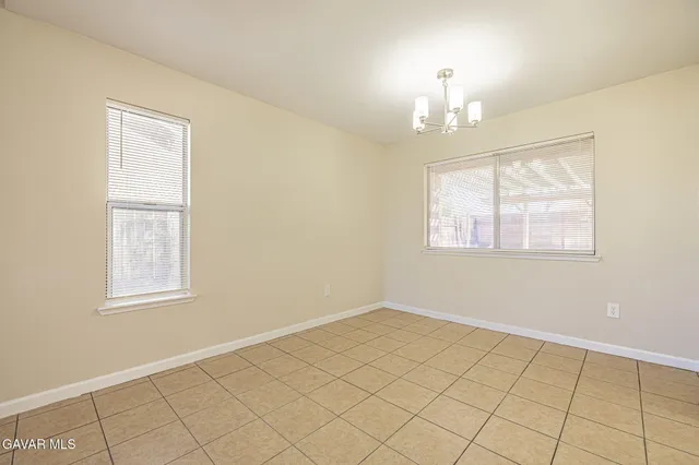 $454,900 | 44606 Foxboro Court, Lancaster, CA 93535