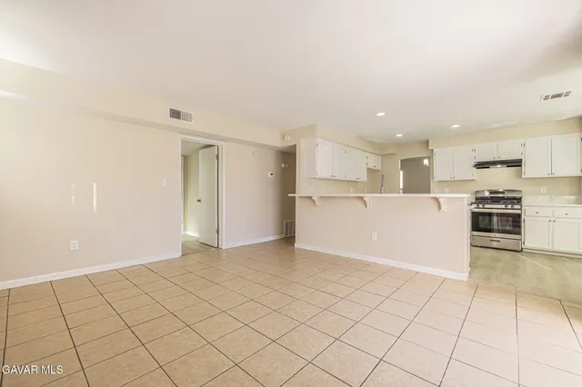 $454,900 | 44606 Foxboro Court, Lancaster, CA 93535