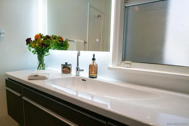 $1,350,000 | 2925 Graceland Way, Glendale, CA 91206