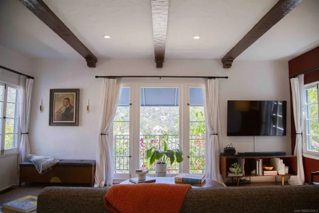 $1,350,000 | 2925 Graceland Way, Glendale, CA 91206