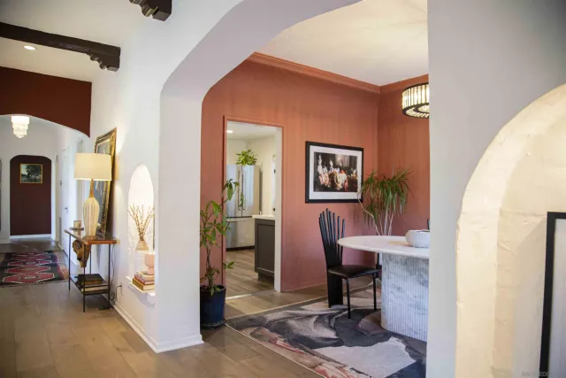 $1,350,000 | 2925 Graceland Way, Glendale, CA 91206