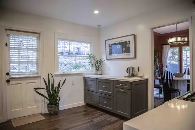 $1,350,000 | 2925 Graceland Way, Glendale, CA 91206