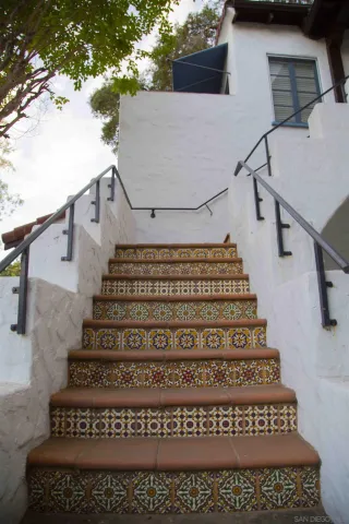 $1,350,000 | 2925 Graceland Way, Glendale, CA 91206