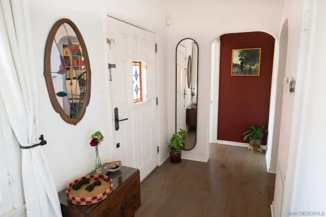 $1,350,000 | 2925 Graceland Way, Glendale, CA 91206