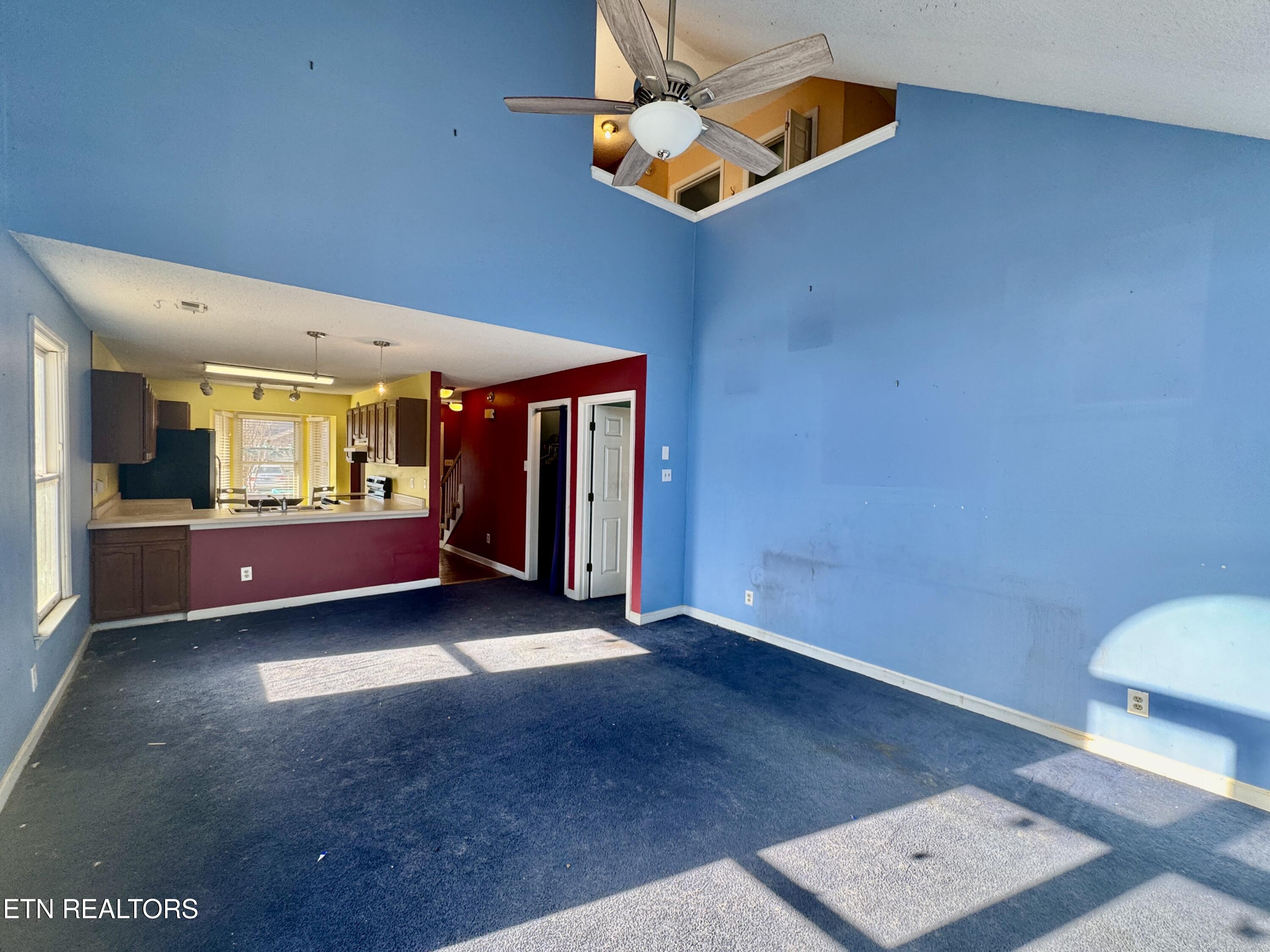 137 Durwood Road, Unit D Knoxville, TN 37922 - Photo 15 of 32 IMG_4447