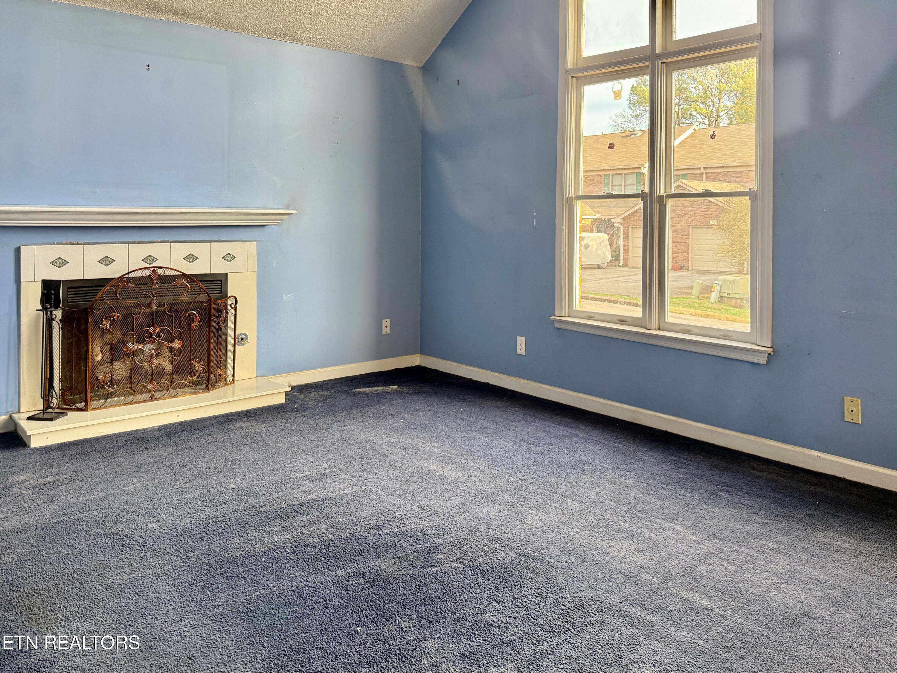 137 Durwood Road, Unit D Knoxville, TN 37922 - Photo 16 of 31 16