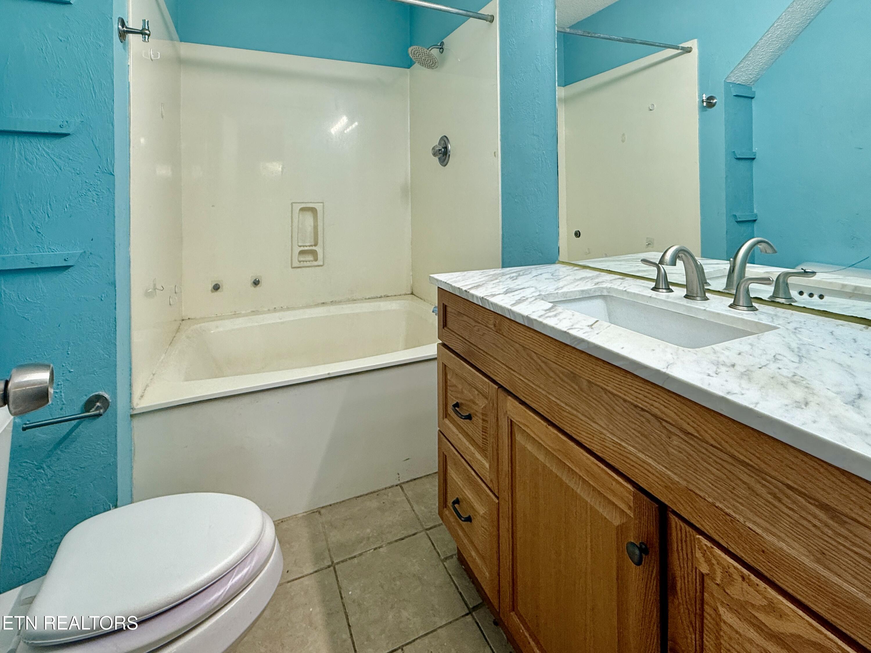 137 Durwood Road, Unit D Knoxville, TN 37922 - Photo 21 of 31 21