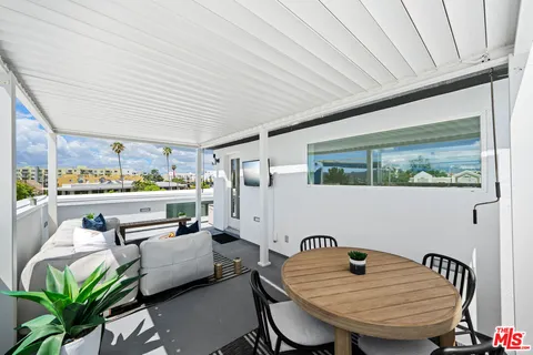 $965,000 | 11037 Morrison Street, North Hollywood, CA 91601