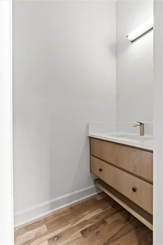 $999,500 | 2207 West 47th Terrace, Westwood, KS 66205