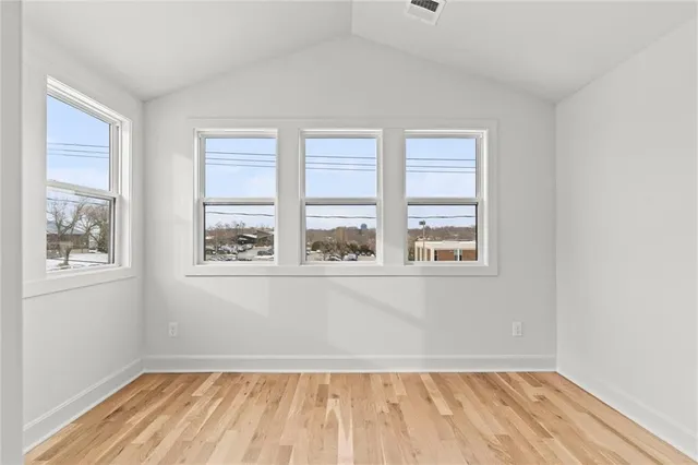 $999,500 | 2207 West 47th Terrace, Westwood, KS 66205