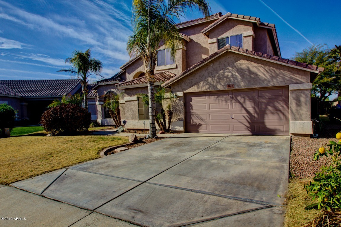 1440 Poinciana Road Gilbert, AZ 85234 - Photo 3 of 51 Poincianna (41)