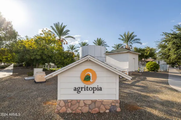 $1,159,000 | 2796 East Valencia Street, Gilbert, AZ 85296