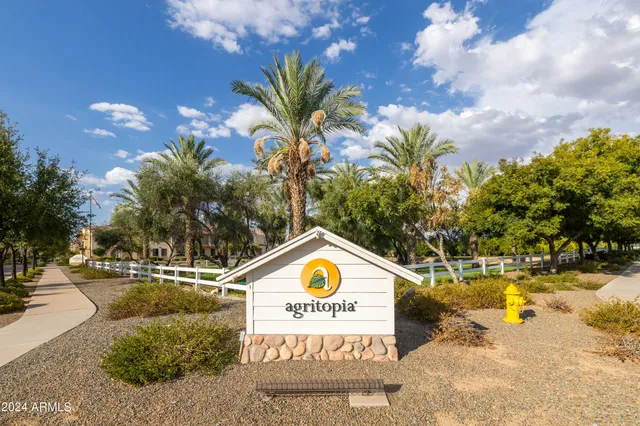 $1,250,000 | 2796 East Valencia Street, Gilbert, AZ 85296