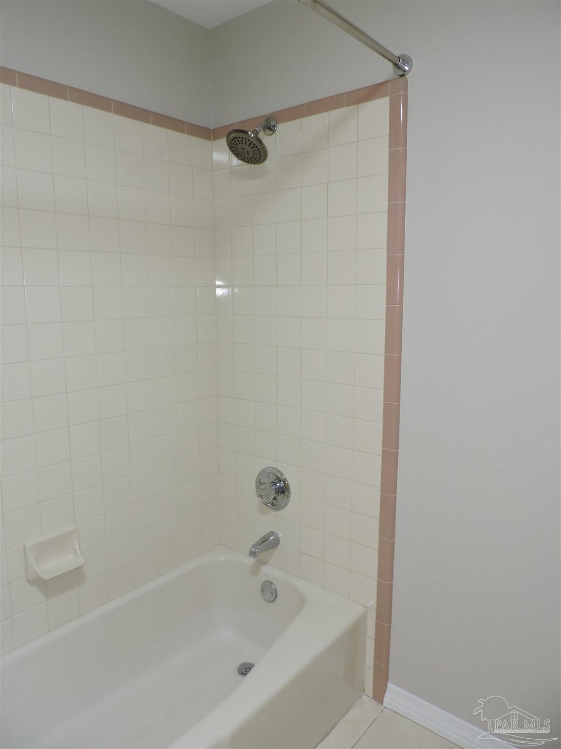 5261 Rowe Trail Pace, FL 32571 - Photo 20 of 32 Gallery Image 20