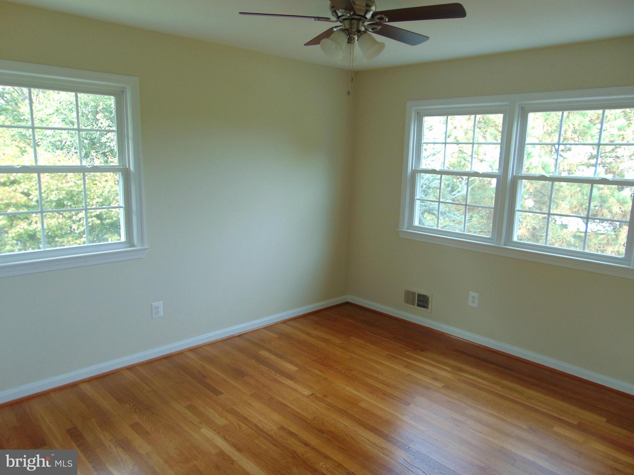 7421 Castle Road Manassas, VA 20109 - Photo 19 of 26 Bedroom