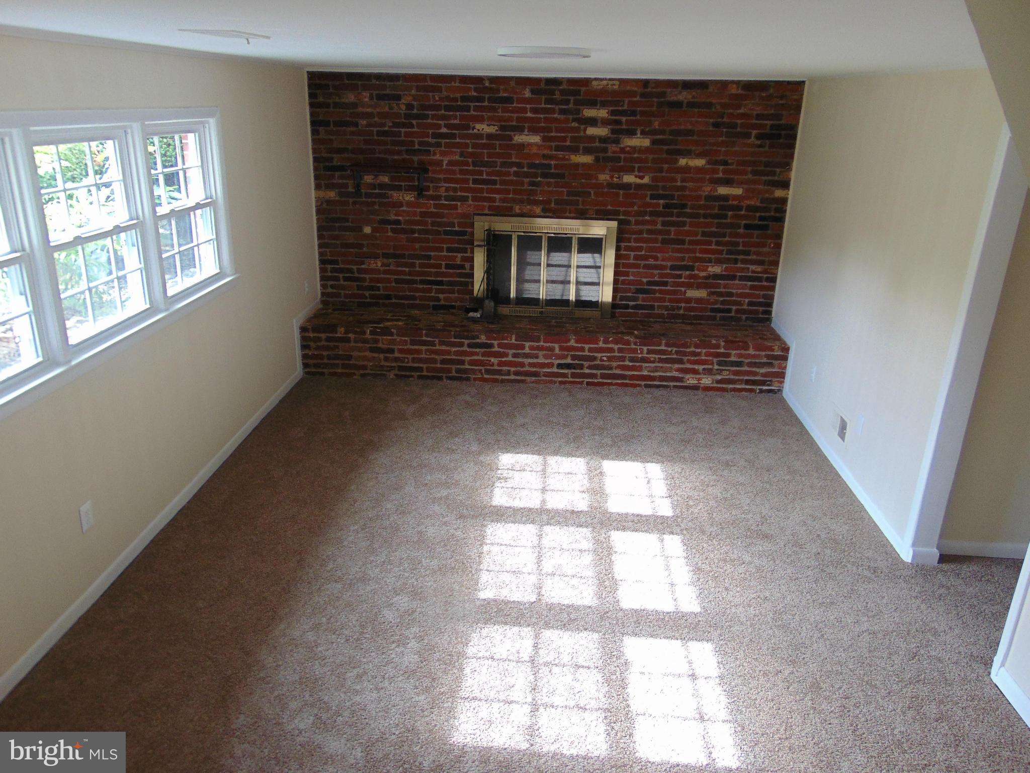 7421 Castle Road Manassas, VA 20109 - Photo 22 of 26 Basement