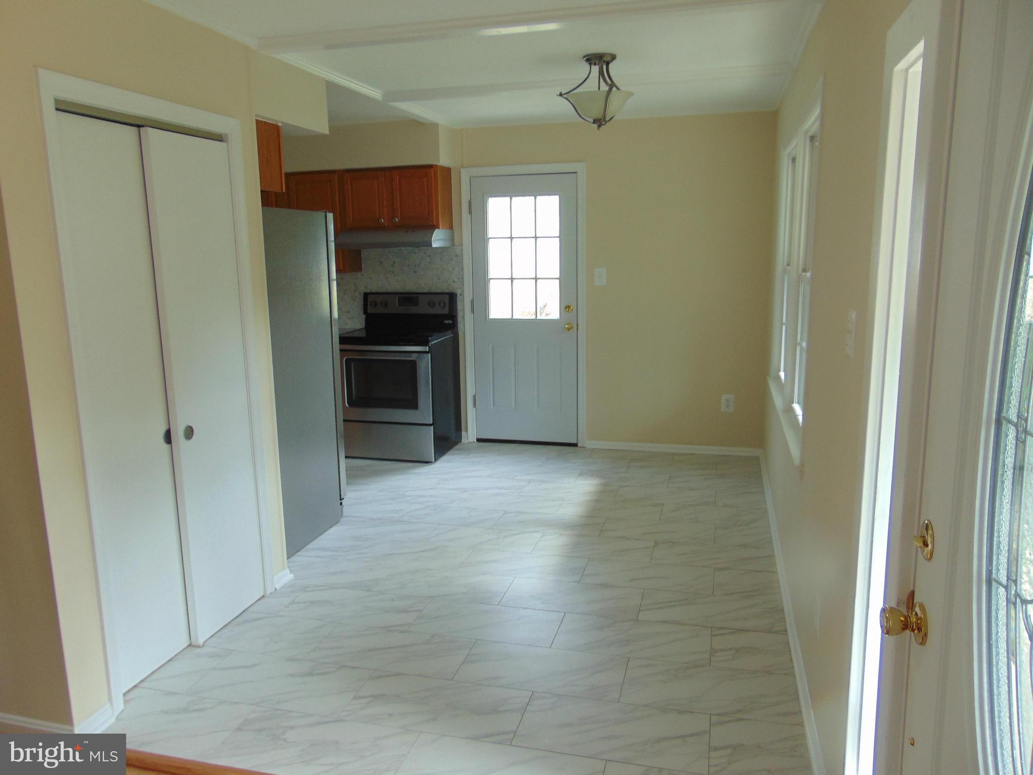 7421 Castle Road Manassas, VA 20109 - Photo 7 of 26 Interior (General)