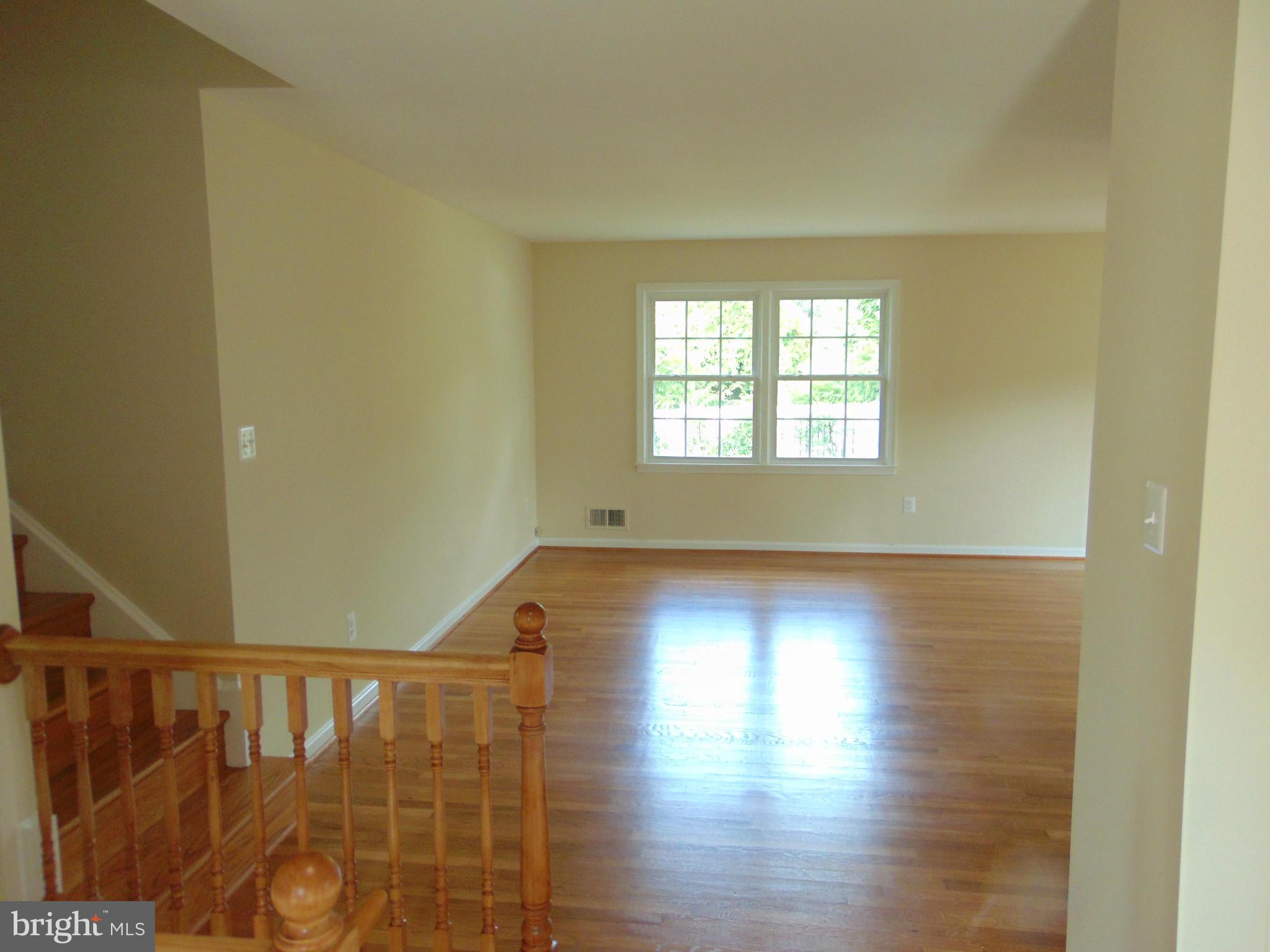 7421 Castle Road Manassas, VA 20109 - Photo 8 of 26 Interior (General)