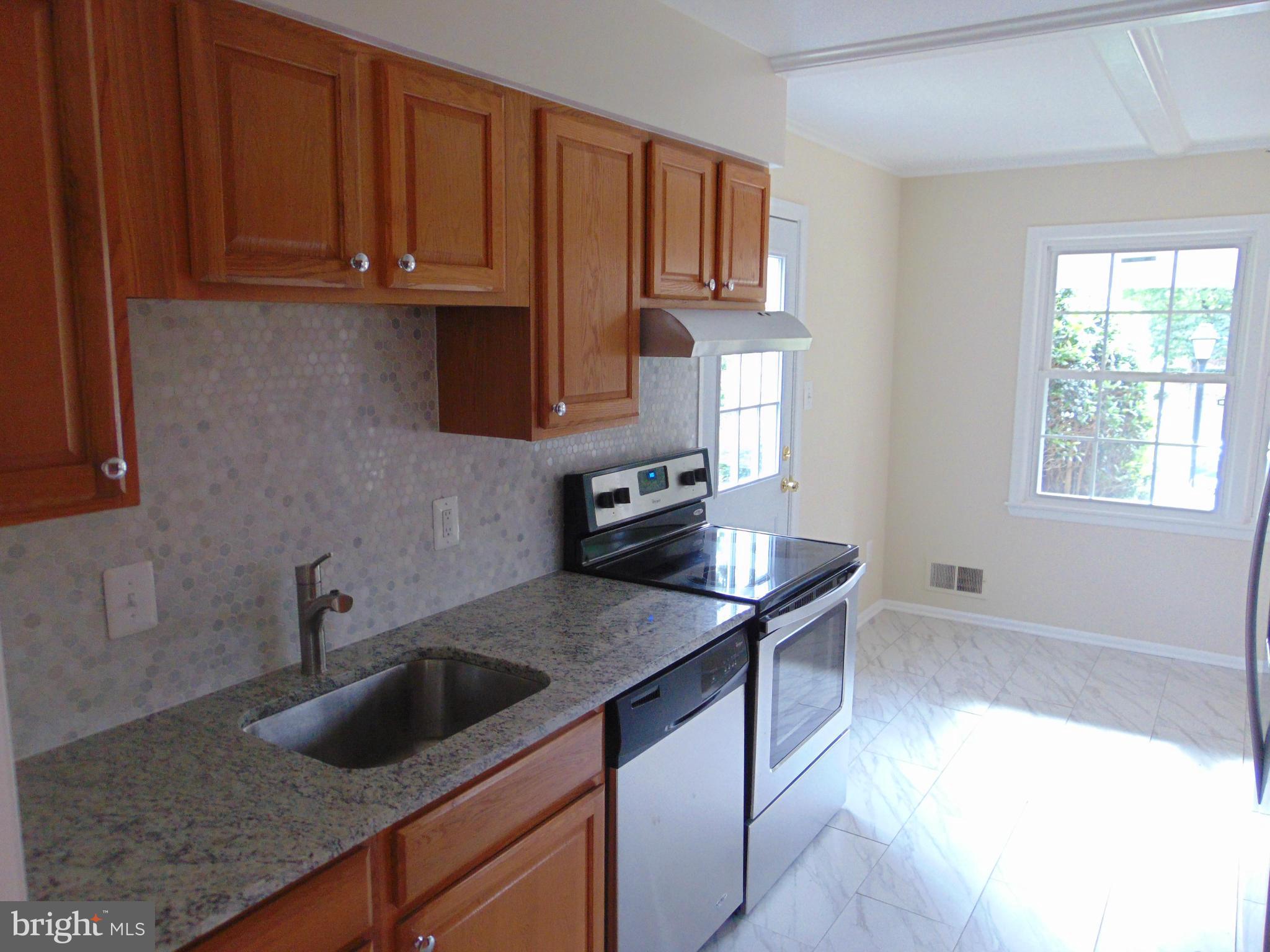 7421 Castle Road Manassas, VA 20109 - Photo 10 of 26 Kitchen