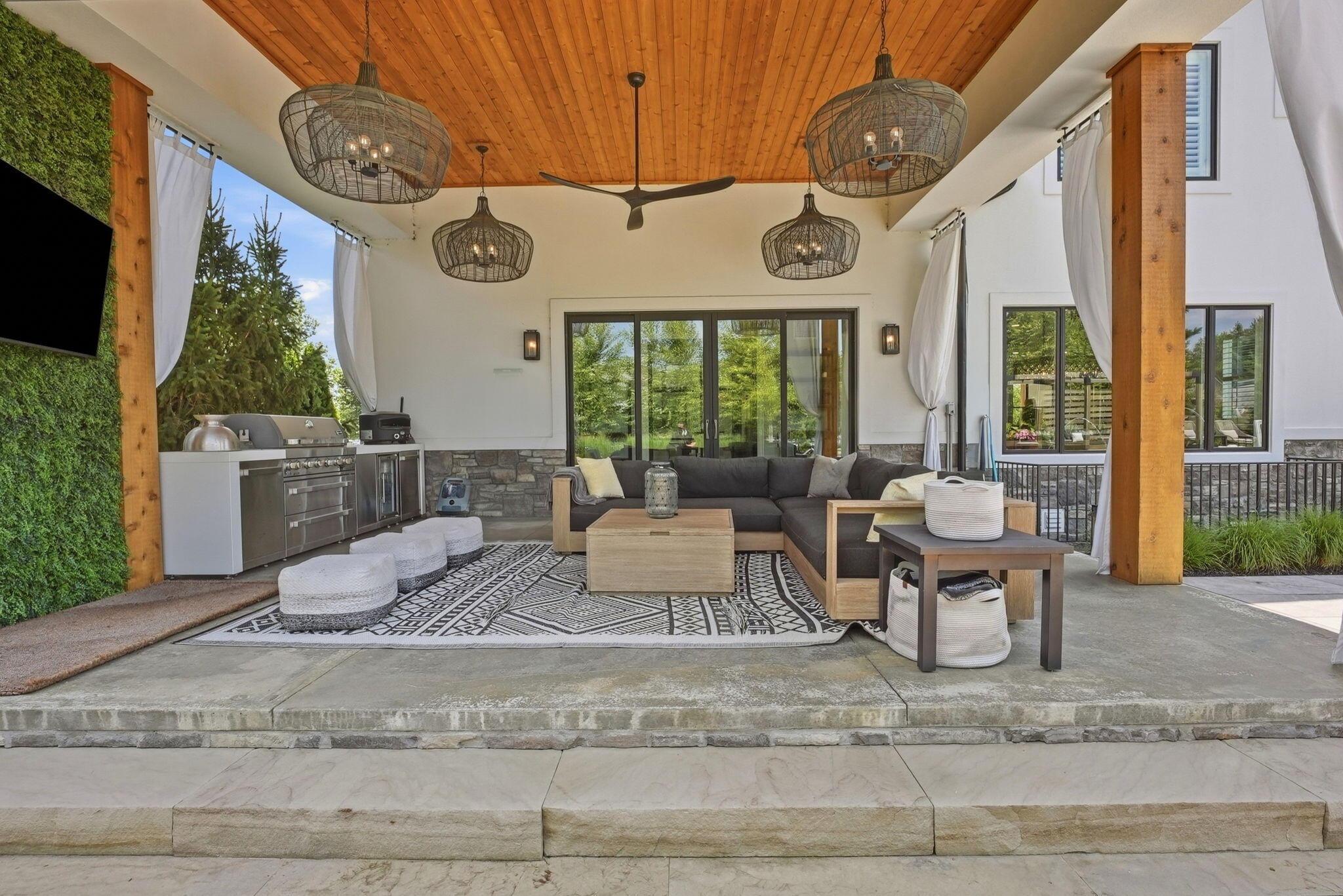 10122 Concord Road Dublin, OH 43017 - Photo 106 of 119 Covered Veranda/Outdoor Grill Kitchen